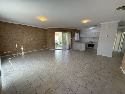 4 / 156-158 Merrigal Street, Griffith