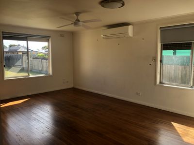 3 Lunik Court, Whittington