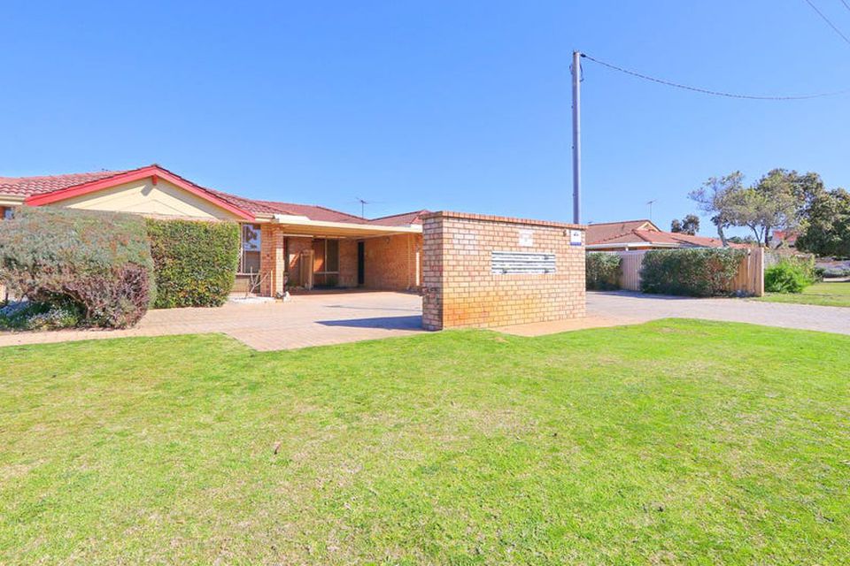 2 / 9 Merope Close , Rockingham