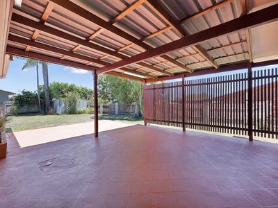 10 Shiral Drive, Beaconsfield