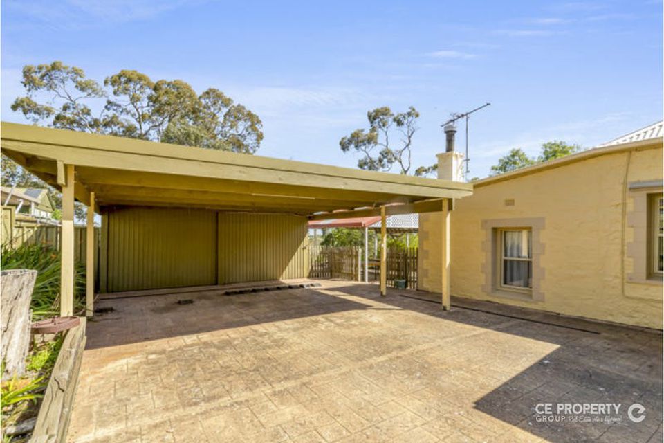 980 Black Top Road, One Tree Hill