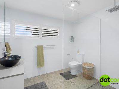 87 The Corso, Gorokan