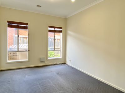 19 Nantha Way, Brookfield