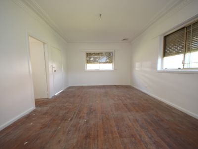 1 Laurel Street, Carramar