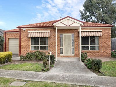 2 / 122 Rosella Avenue, Werribee