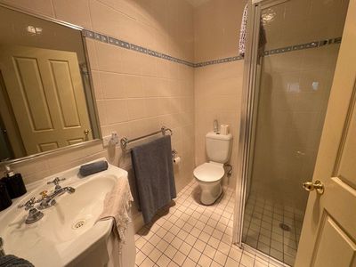 3 / 17 The Grange, Tamworth