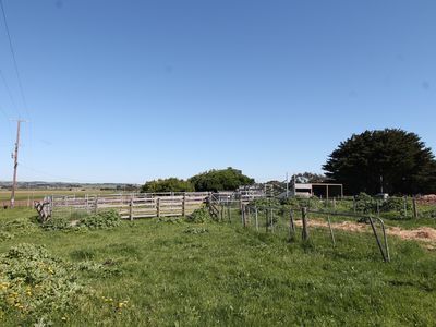 Patons Lane, Woodford