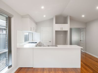 7B Howard Loop, Oran Park