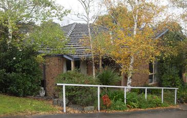 1 / 5 Camley Court, Berwick