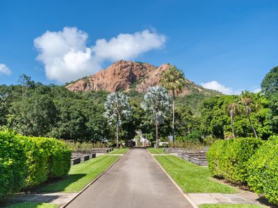 3 / 12 Paxton Street, North Ward