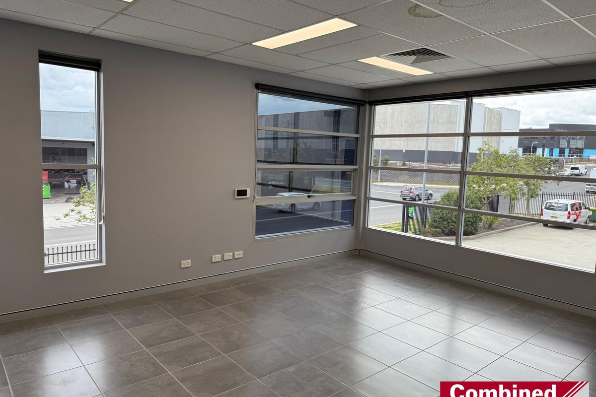 2 / 48 Dunn Road, Smeaton Grange