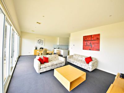 5 / 5 Adelaide Street, George Town