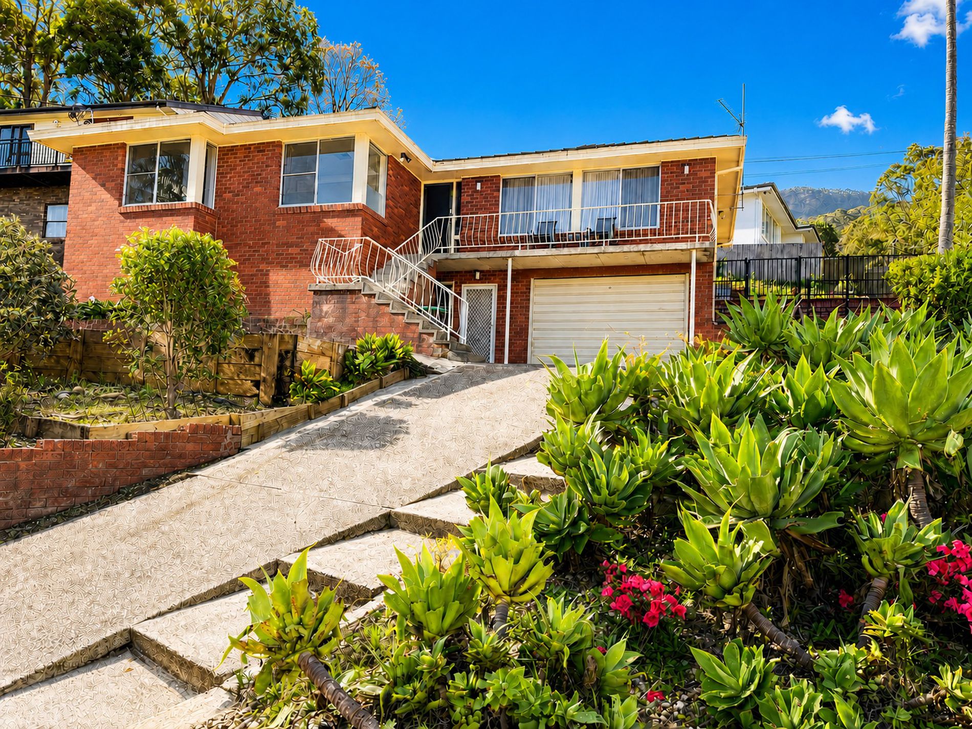 127 KOLOONA AVENUE, Mount Keira