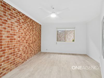 4 / 3 Ettrick Close, Bomaderry