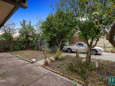 2 Moonee Boulevard, Glenroy