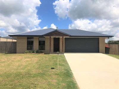 33 Banksia Drive, Kingaroy