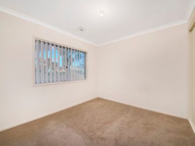26 McKenna Avenue, Yass
