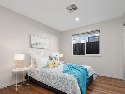 82 Barramundi Street, Throsby