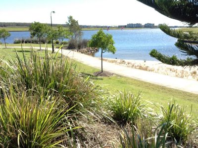 1 Headland Drive, Birtinya