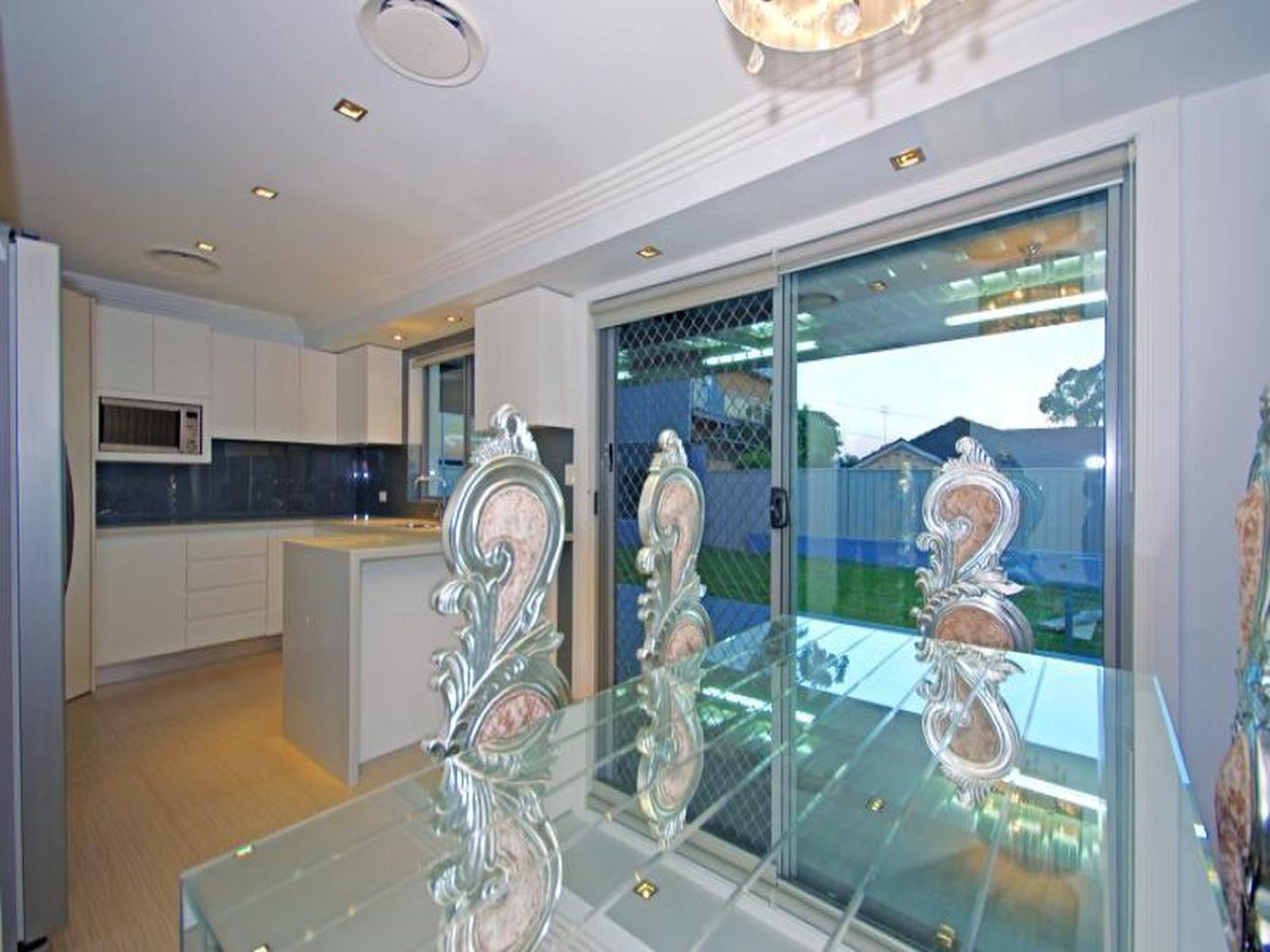 8 MARSH Street, Condell Park