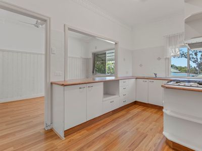 27 Minjungbal Drive, Tweed Heads South