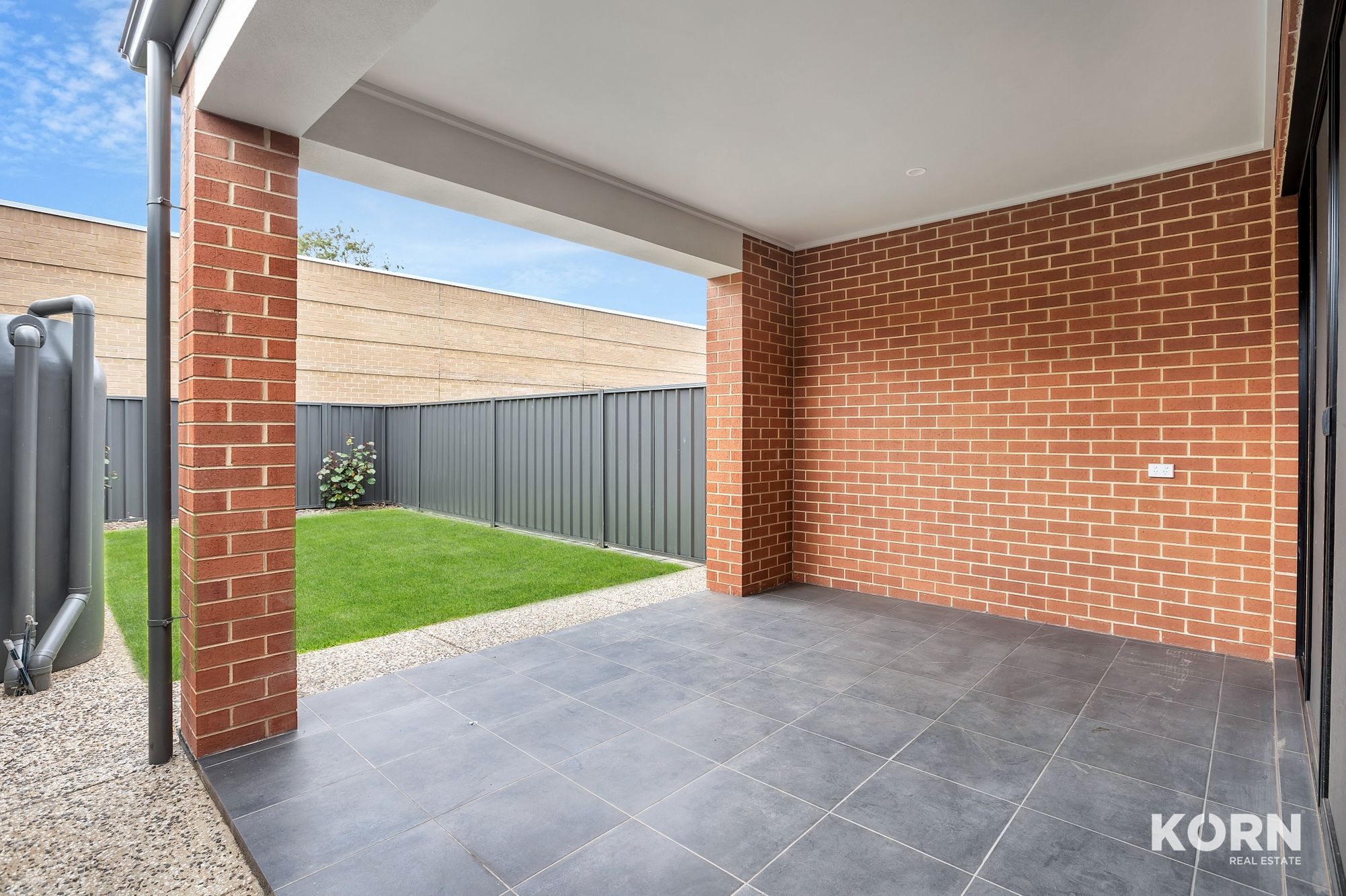 2D Smith Street, Newton