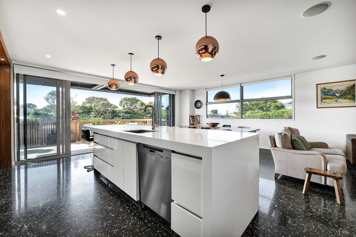 distinctive design, prime position