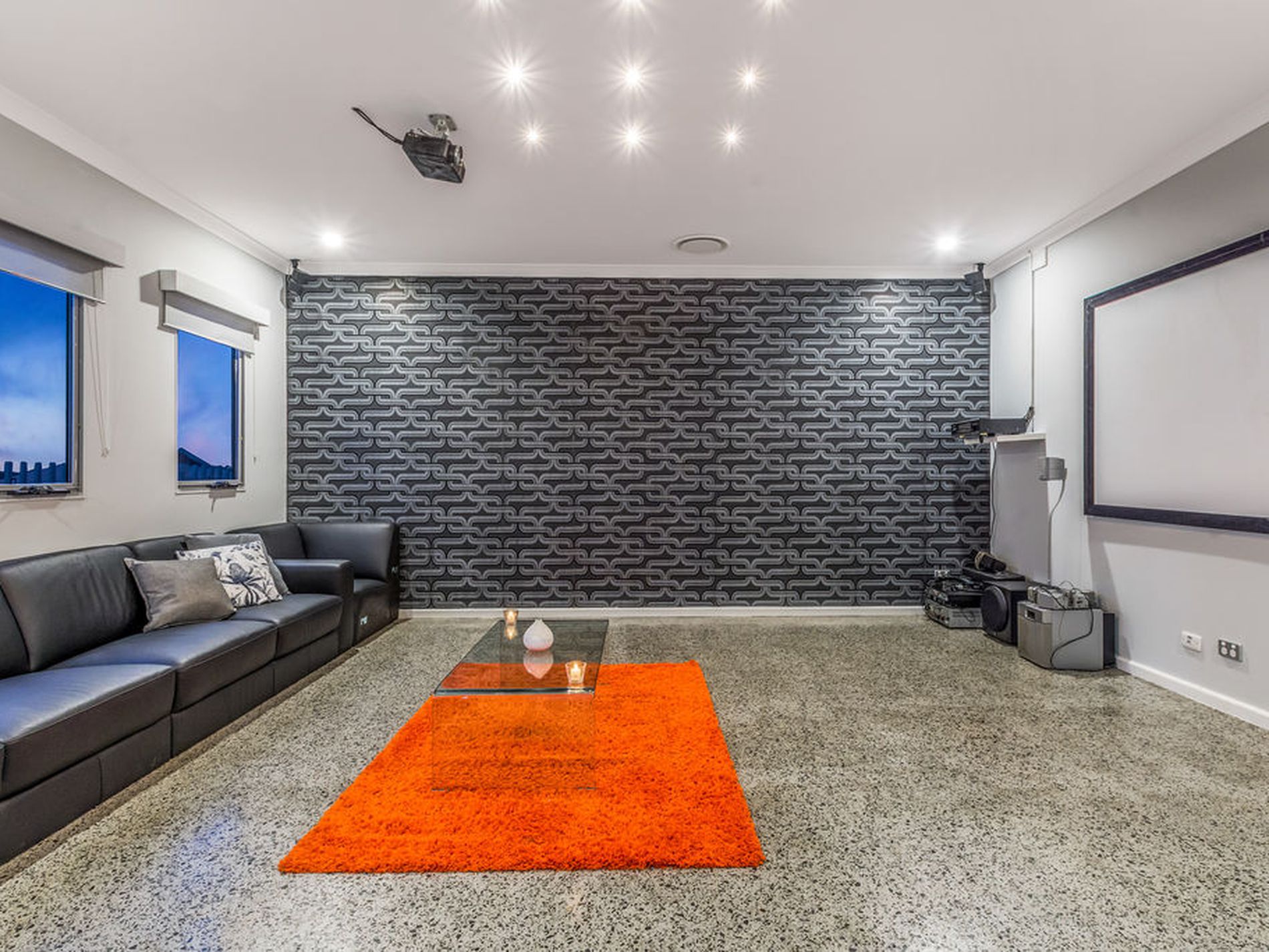 16 Tinsel Street, Yanchep