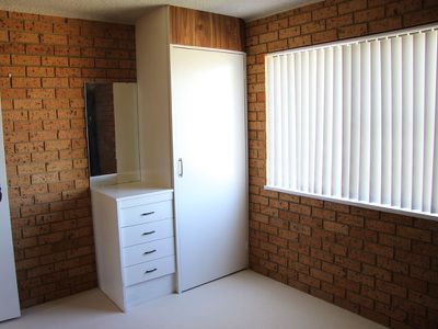 2 / 98 Head Street, Forster