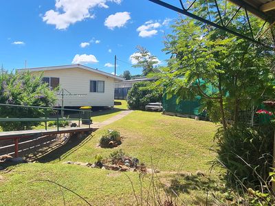 24 Gordon Street, Mount Morgan
