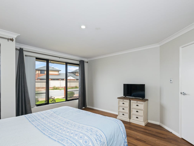 4 Riverland Drive, Ellenbrook