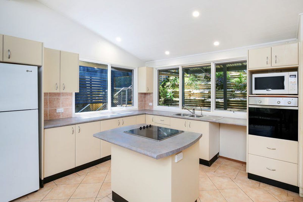 7 Derwyn Close, North Gosford