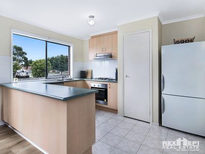 1 Charlotte Place, Cranbourne West