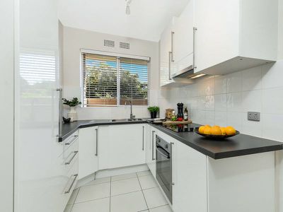 14 / 24 Chelmsford Avenue, Botany