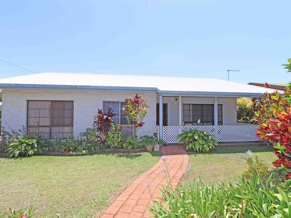32 Tower Avenue, Atherton