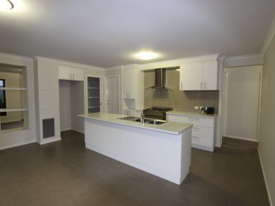 7 Leghorn Way, Marshall