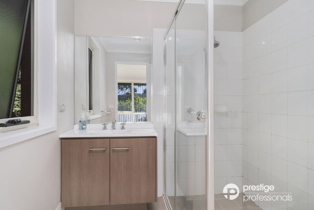 8 Morningside Parade, Holsworthy