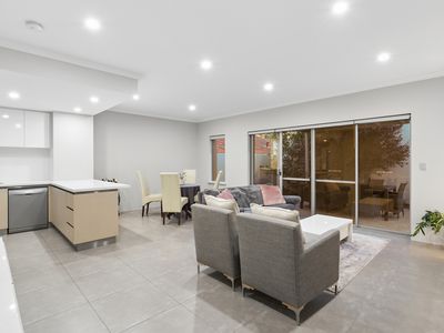 406C Canning Highway, Como