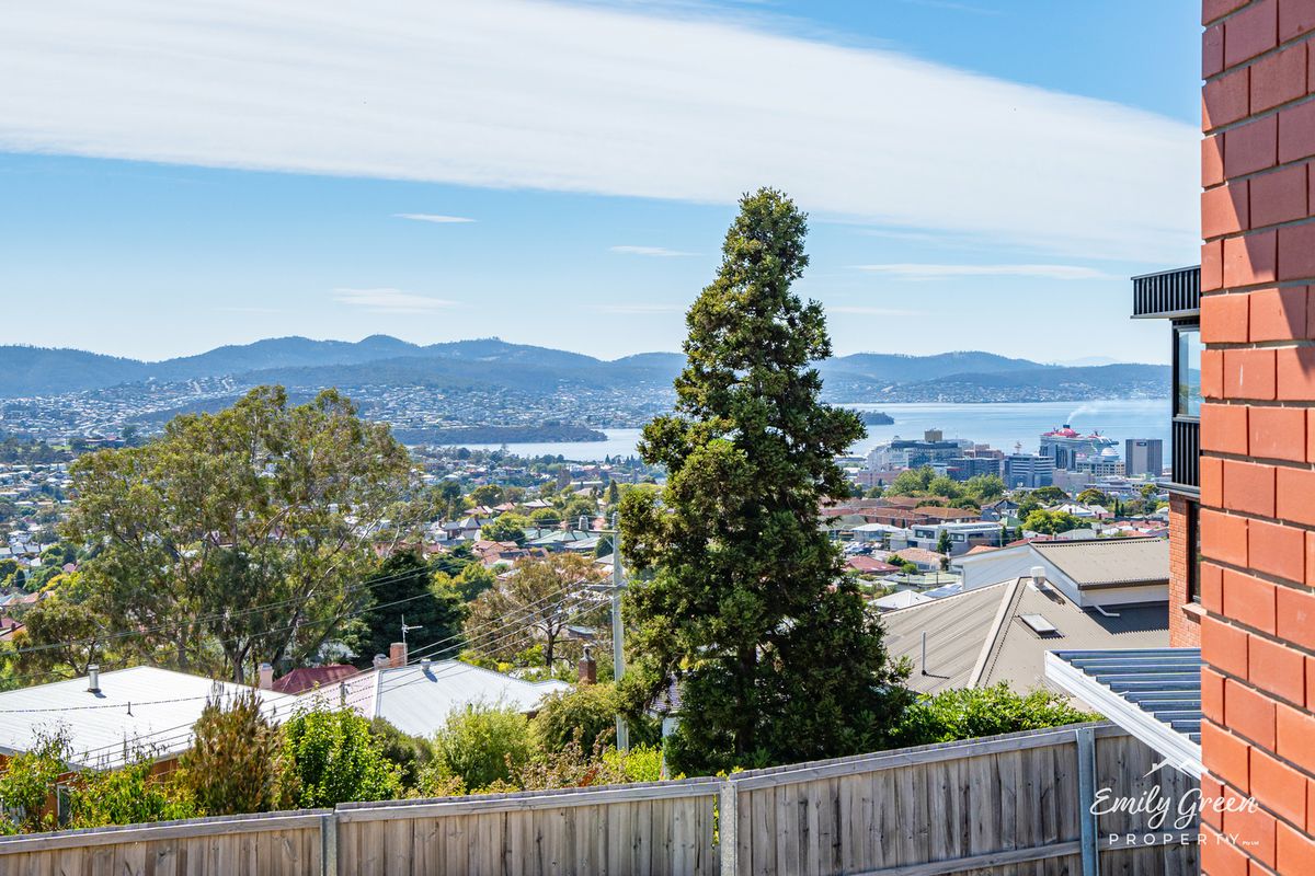 1 / 6 Hillside Crescent, West Hobart