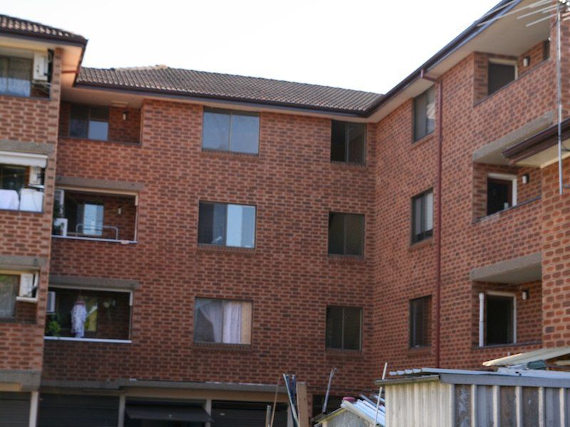 24 / 103 Longfield, Cabramatta