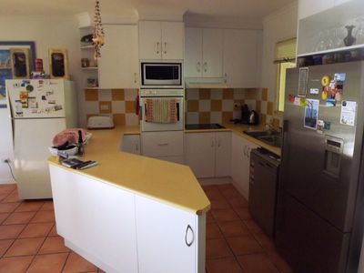 12 / 24 Beach Road, Cannonvale