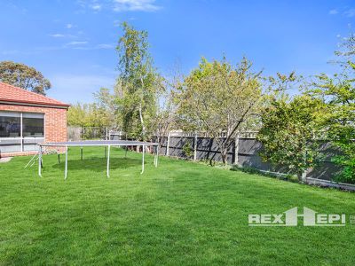 8 Cottage Link, Pakenham