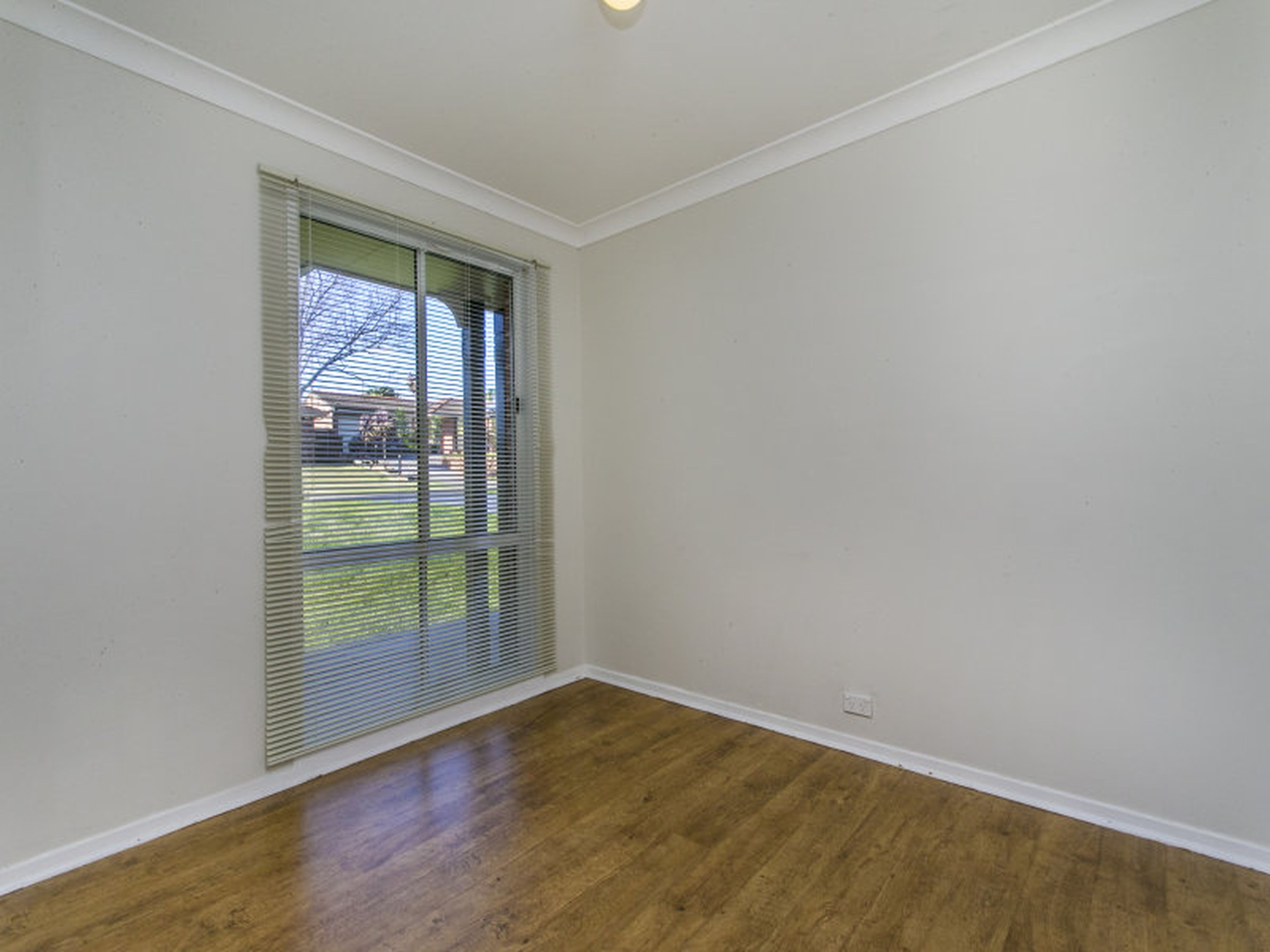 9 Sandpiper Crescent , CLAREMONT MEADOWS