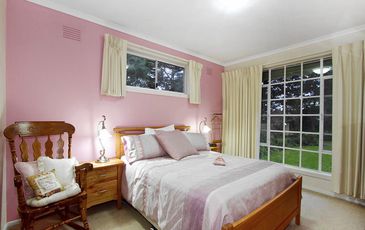 42 Whiteside Road, Officer