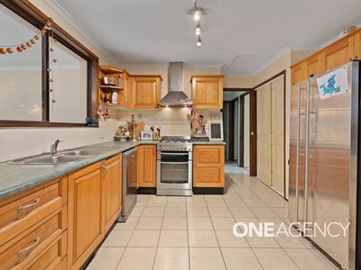 6 Jarrett Close, North Nowra