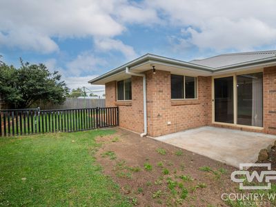 8B Urandangie Street, Guyra