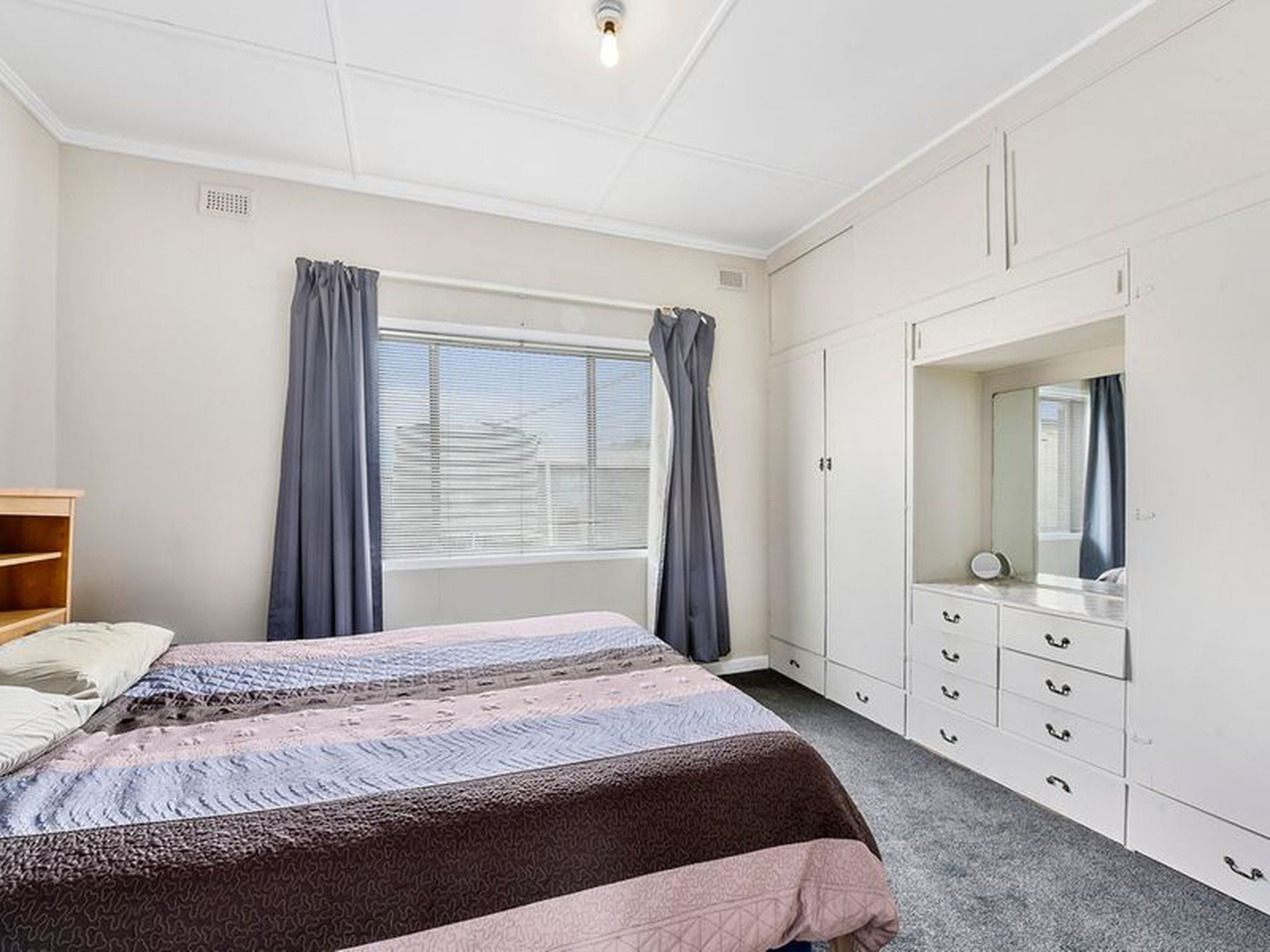 16 Benton street, Millicent