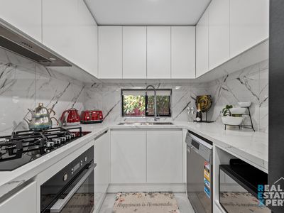 18 Linmac Drive, Hampton Park