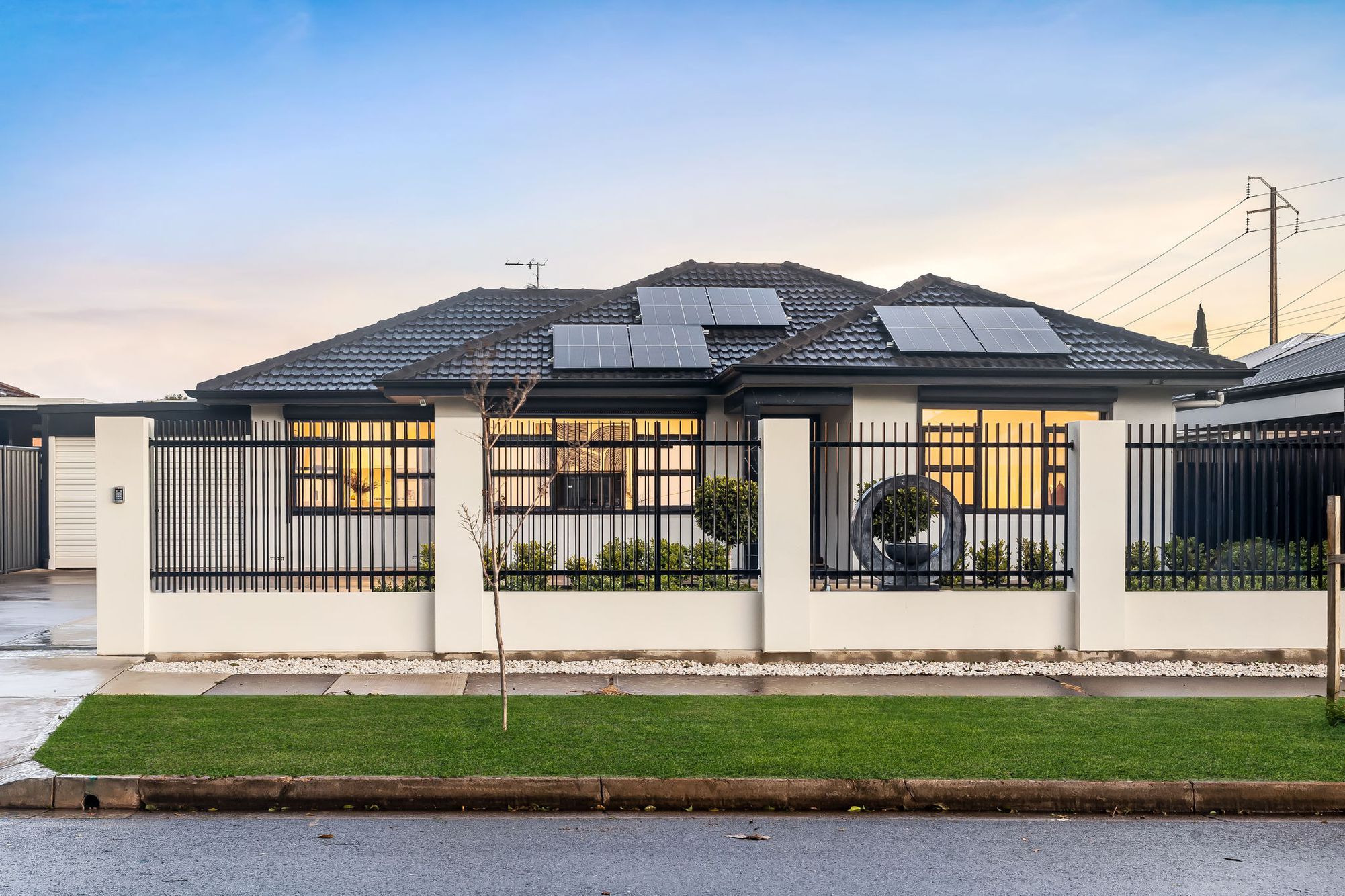 4 Woodland Road, Mitchell Park