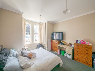 173 Queen Street, North Dunedin